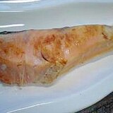 フライパンで後片付けが簡単　「焼き鮭」　　♪♪